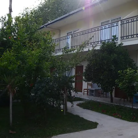 Otel Andiz